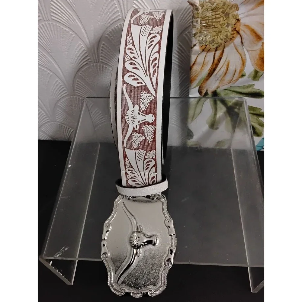 Bull head buckle belt   Size 32